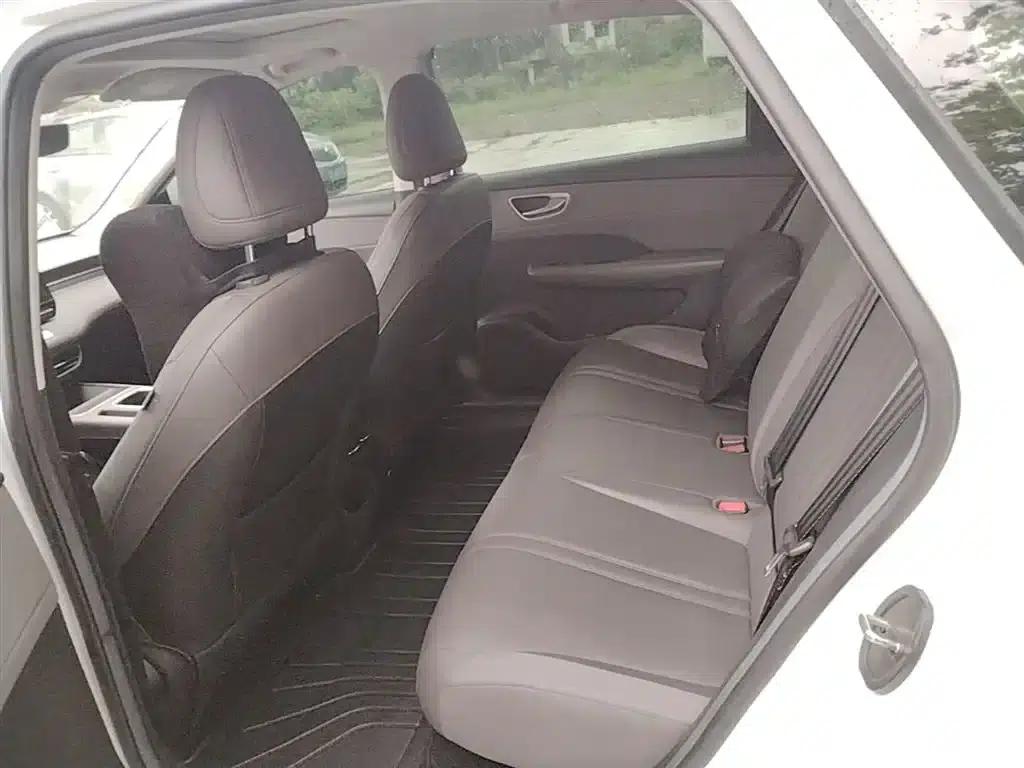 Roewe D6 2025 450km Premium Edition — миниатюра 17