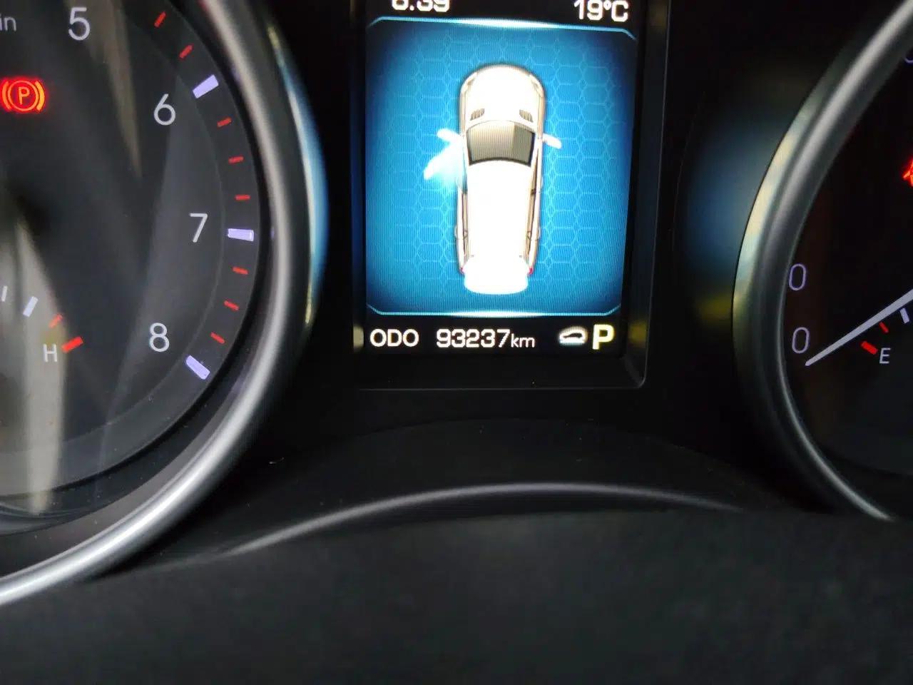Haval H8 2015 2.0T Two-Wheel-Drive Luxury Version — миниатюра 13