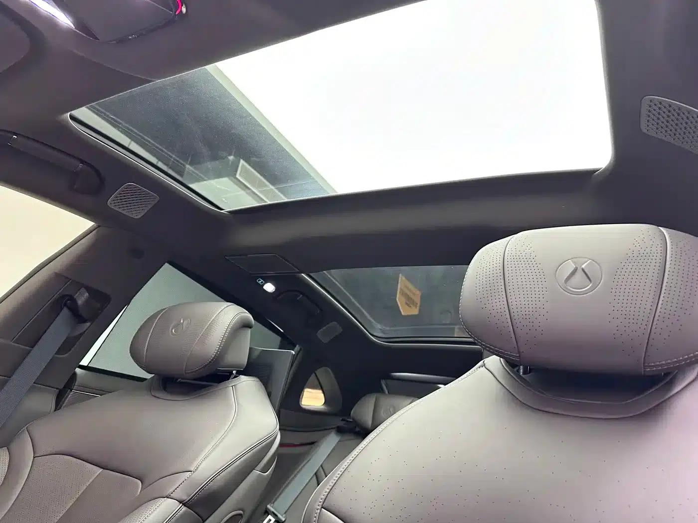 Denza Z9 2024 Model, 1100km Range, 4WD Ultra Edition — миниатюра 11