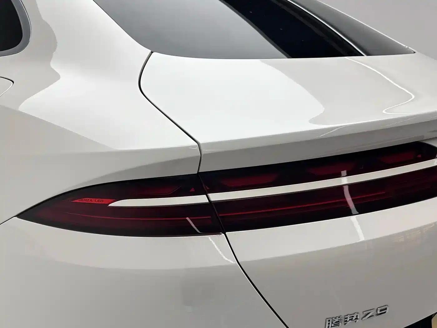 Denza Z9 2024 Model, 1100km Range, 4WD Ultra Edition — миниатюра 17