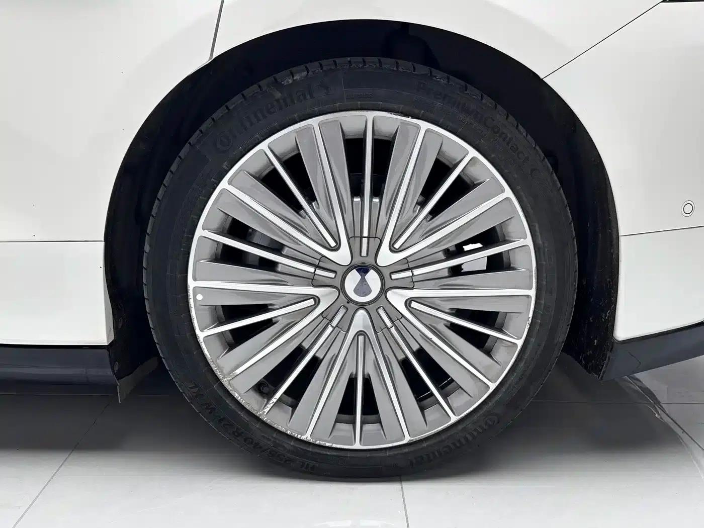 Denza Z9 2024 Model, 1100km Range, 4WD Ultra Edition — миниатюра 19