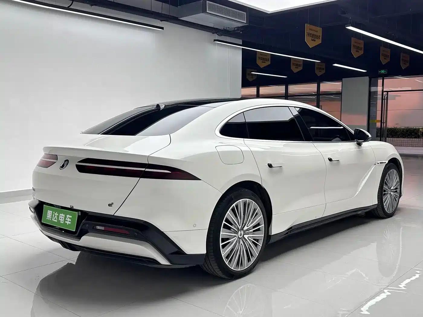 Denza Z9 2024 Model, 1100km Range, 4WD Ultra Edition — миниатюра 7