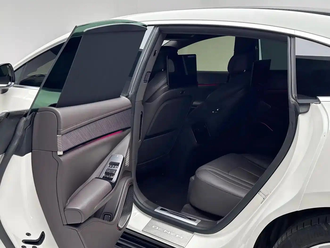Denza Z9 2024 Model, 1100km Range, 4WD Ultra Edition — миниатюра 9