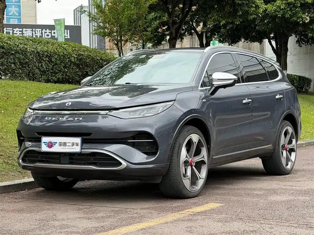 Denza X 2020 PHEV Flagship Edition — миниатюра 1