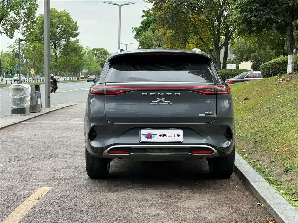 Denza X 2020 PHEV Flagship Edition — миниатюра 5