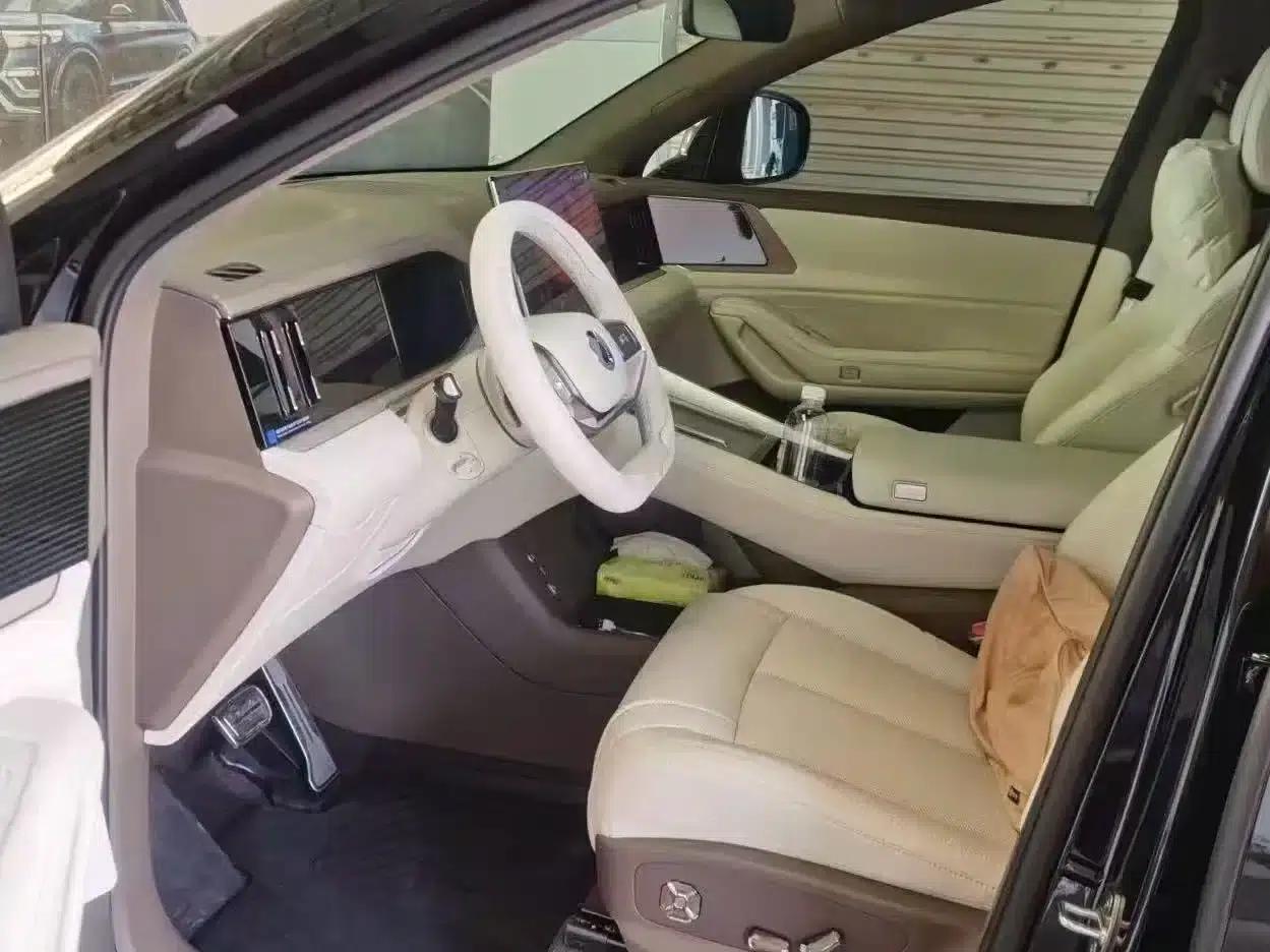 Denza N8L 2025 Premium Edition — миниатюра 2