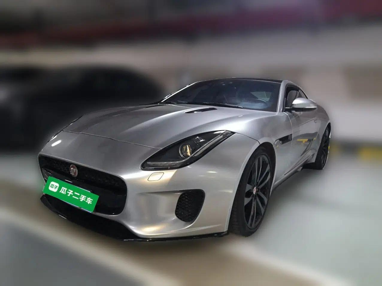 Jaguar F-TYPE 2019 2.0T Hardtop Version — миниатюра 1