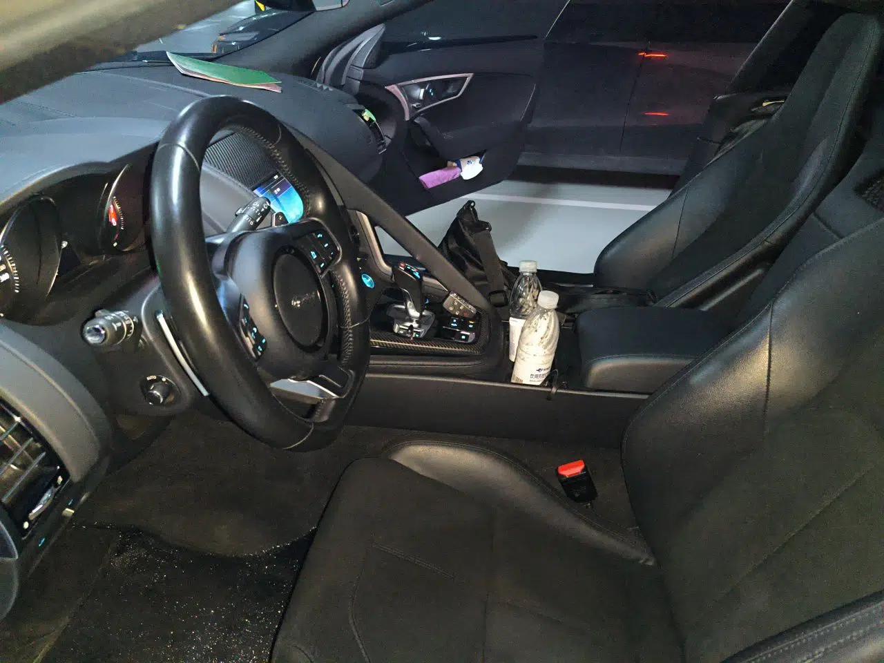 Jaguar F-TYPE 2019 2.0T Hardtop Version — миниатюра 16