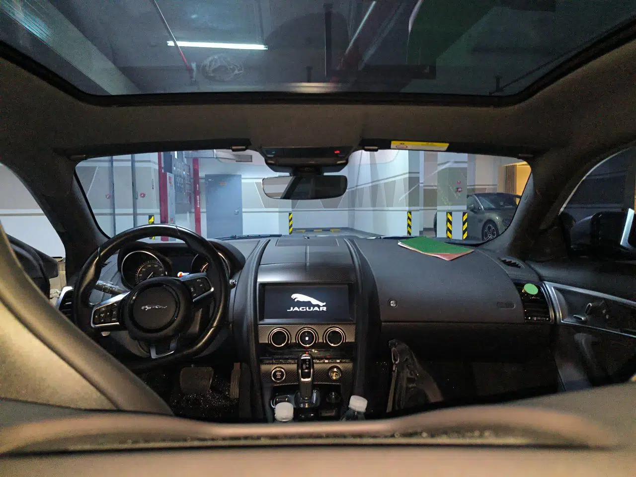Jaguar F-TYPE 2019 2.0T Hardtop Version — миниатюра 19