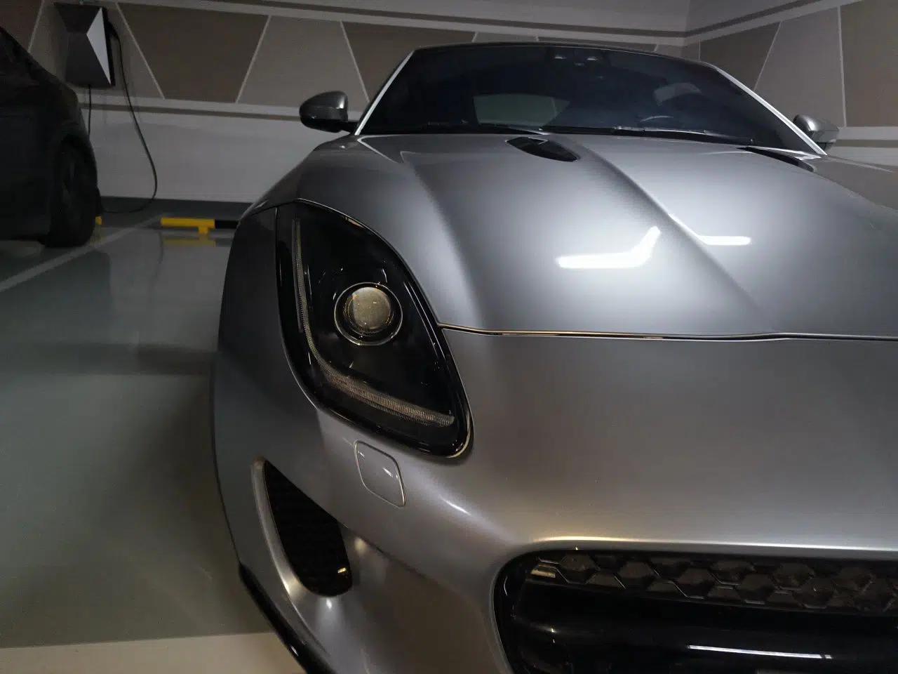 Jaguar F-TYPE 2019 2.0T Hardtop Version — миниатюра 7
