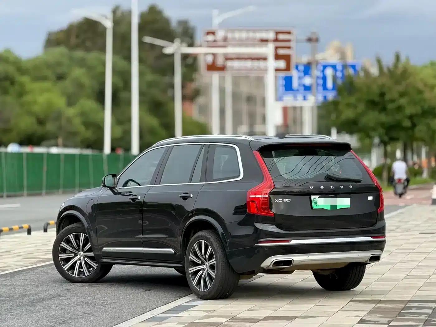 2021 Volvo XC90 Plug-in Hybrid E-Drive Hybrid T8 Inscription Luxury Edition (7-seater) — миниатюра 3