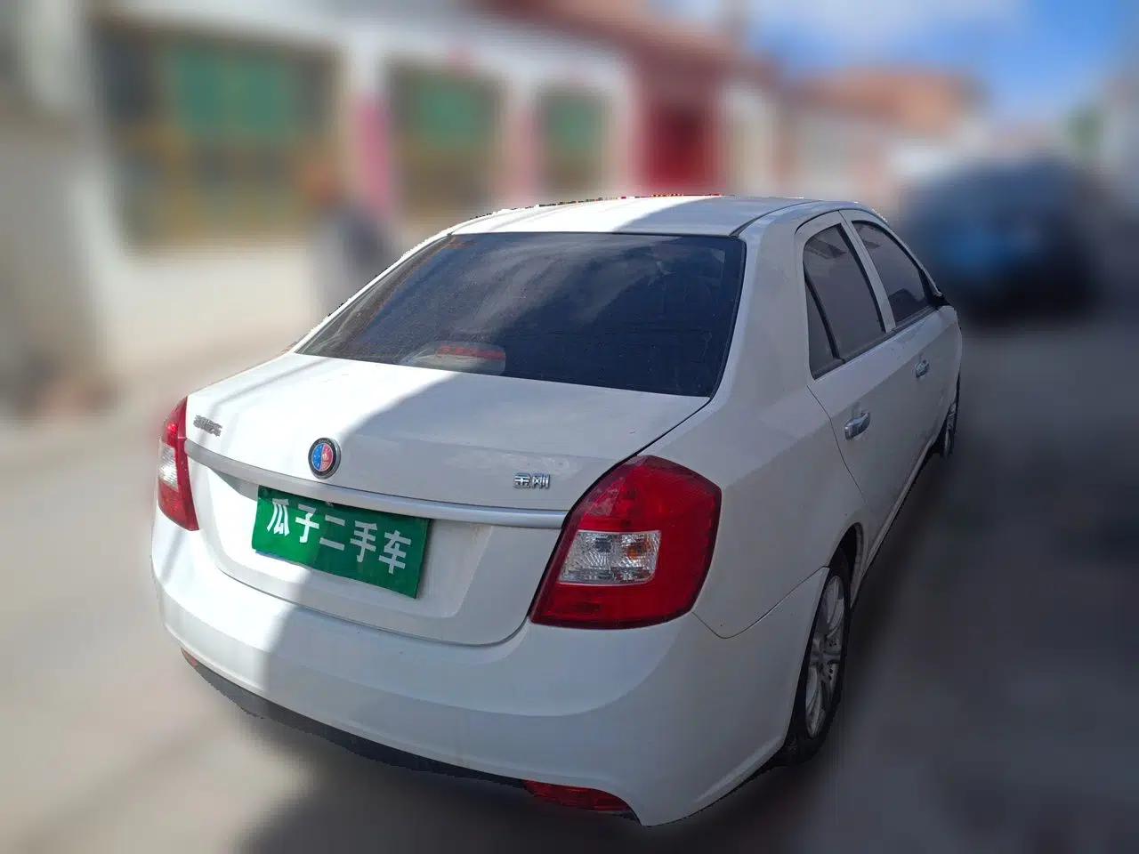 Geely Auto Diamond 2015 Sedan 1.5L Manual SuperDeluxe Model — миниатюра 6