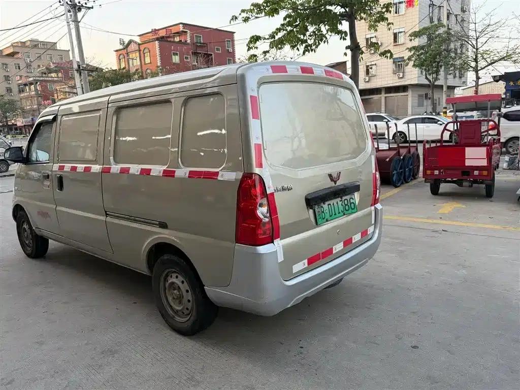 Wuling Rongguang EV 2020 Basic 2-Seater with Closed Windows 300km Range — миниатюра 7