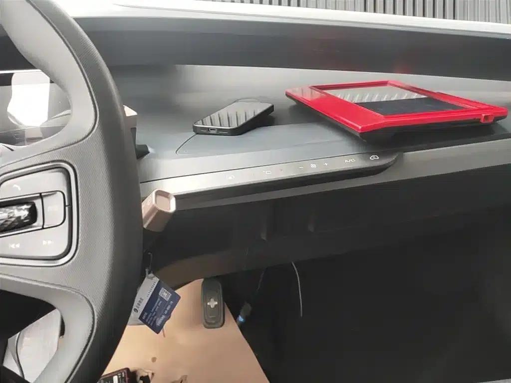 Wuling NanoEV 2021 Fun Edition — миниатюра 13