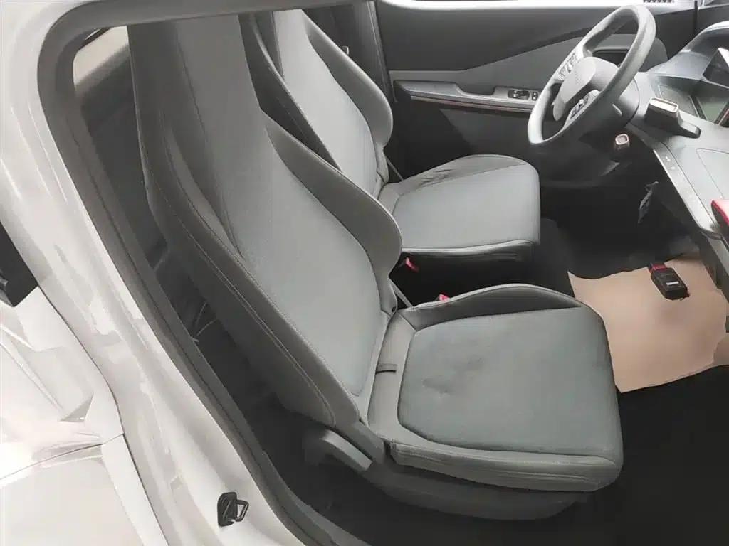 Wuling NanoEV 2021 Fun Edition — миниатюра 25
