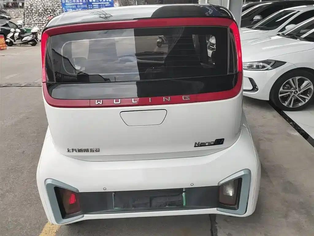 Wuling NanoEV 2021 Fun Edition — миниатюра 6