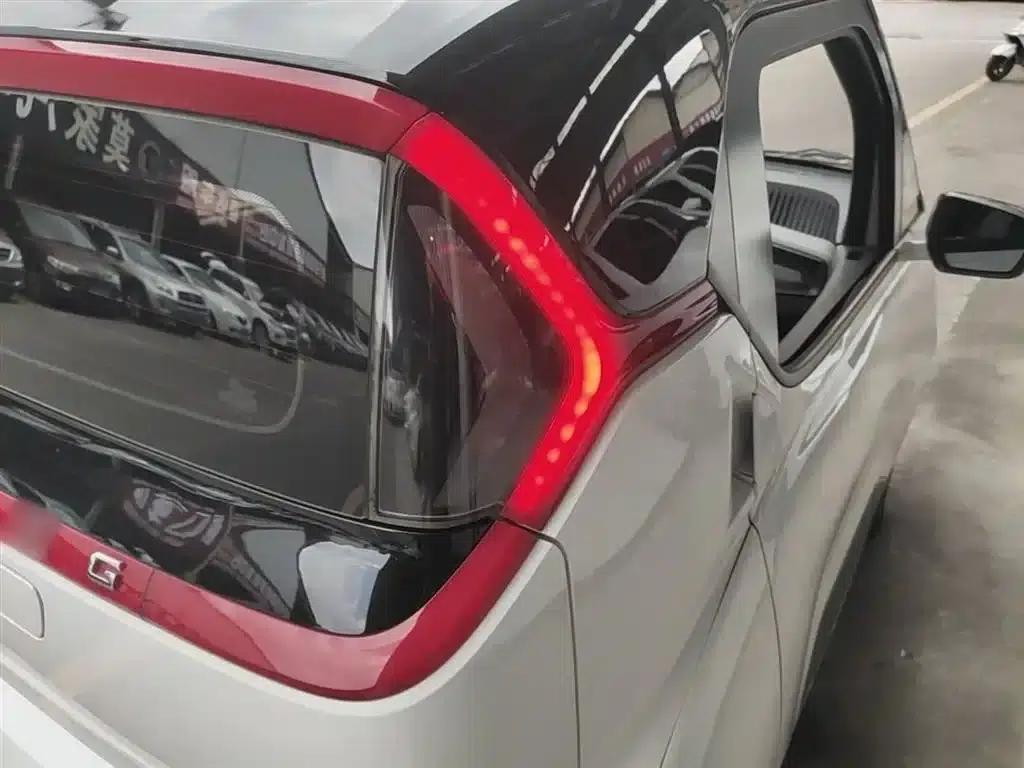 Wuling NanoEV 2021 Fun Edition — миниатюра 8