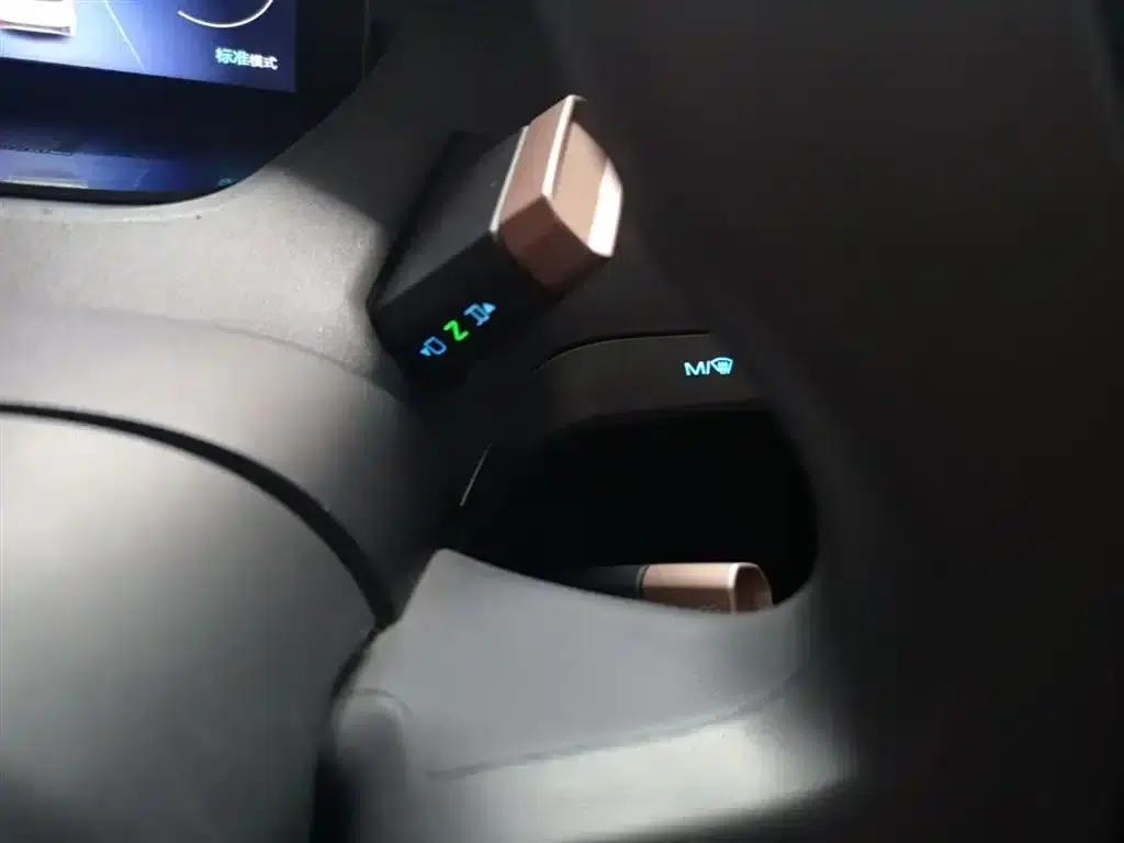 Wuling NanoEV 2021 Fun Edition - High Power Version — миниатюра 14