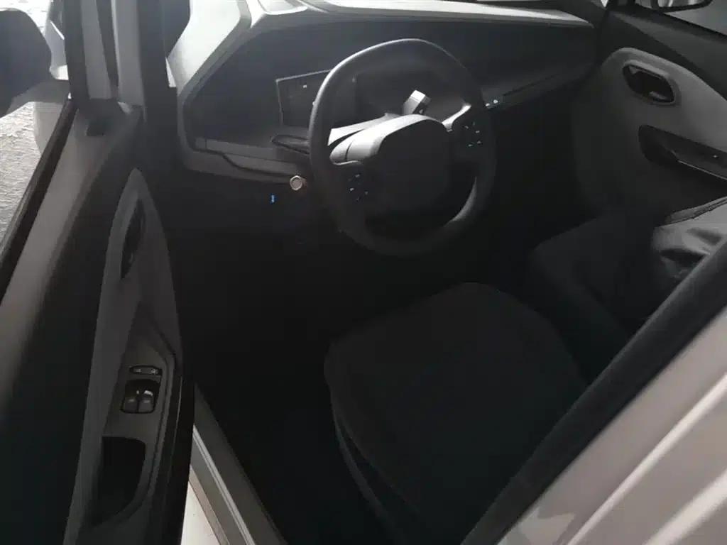 Wuling NanoEV 2021 Fun Edition - High Power Version — миниатюра 16