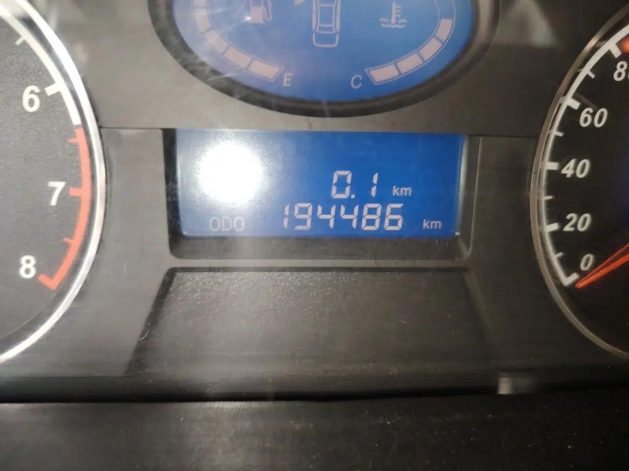 Geely Auto Classic Emgrand 2013 Sedan 1.5L Manual Entry-Level Model — миниатюра 13