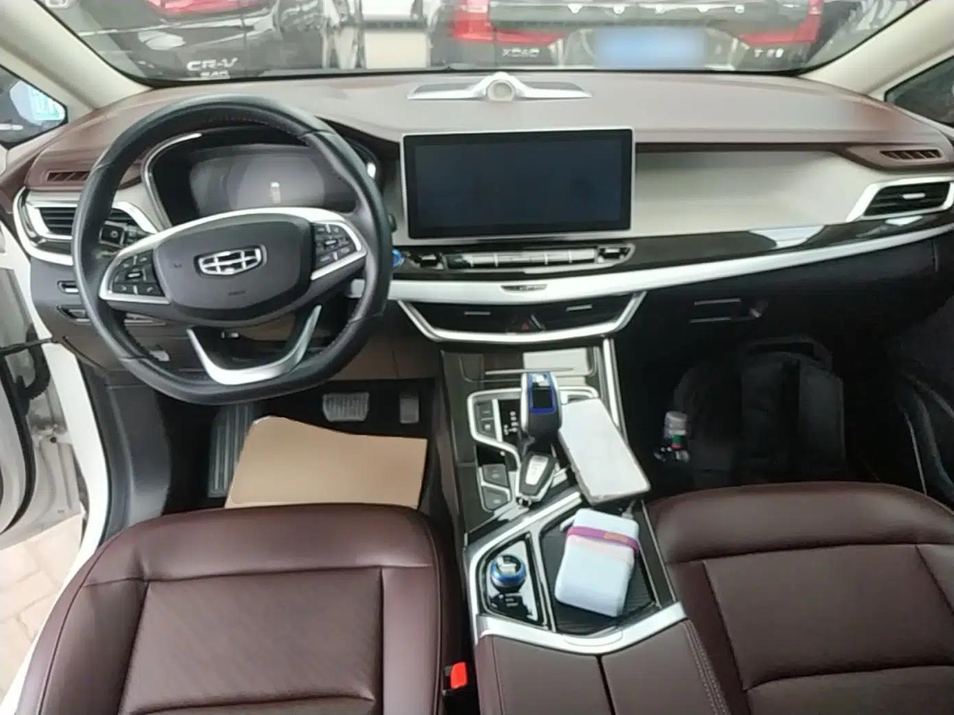 Geely Auto Jiajie New Energy 2022 1.5TD PHEV Platinum Comfort Edition — миниатюра 13