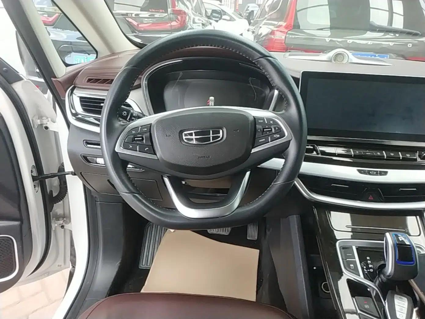 Geely Auto Jiajie New Energy 2022 1.5TD PHEV Platinum Comfort Edition — миниатюра 14