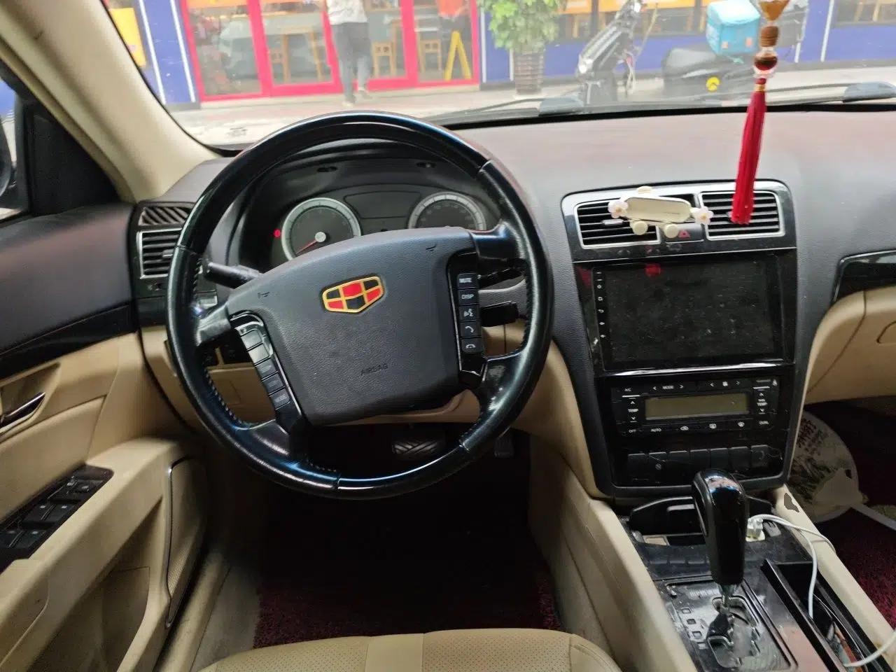 Geely Auto EC8 2011 2.0L Automatic Comfort Edition — миниатюра 11