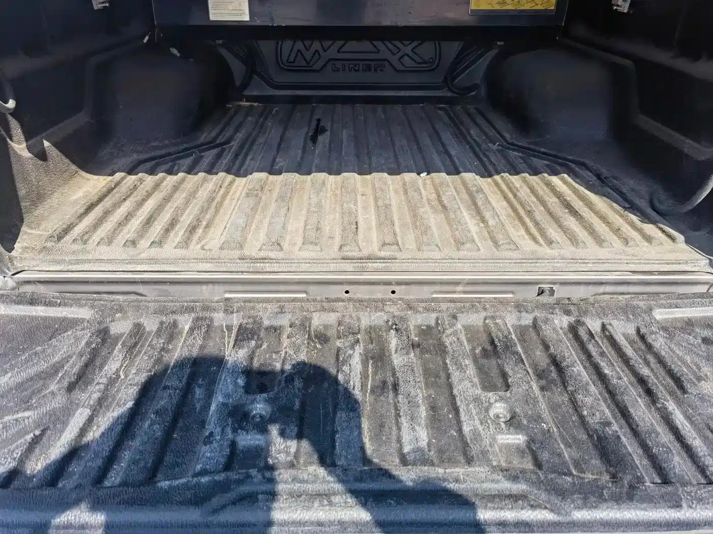 D-MAX 2023 1.9T Automatic 4WD V-CROSS Leading Edition — миниатюра 21