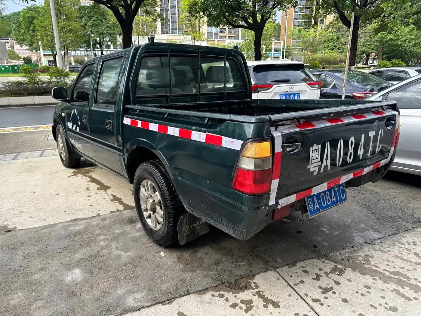 2015 Isuzu Pickup Truck 2.8T 2WD 4JB1CT — миниатюра 2