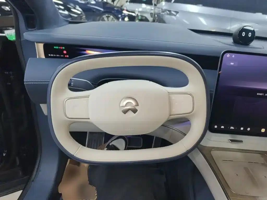 NIO ET9 2025 102kWh Signature Edition — миниатюра 11