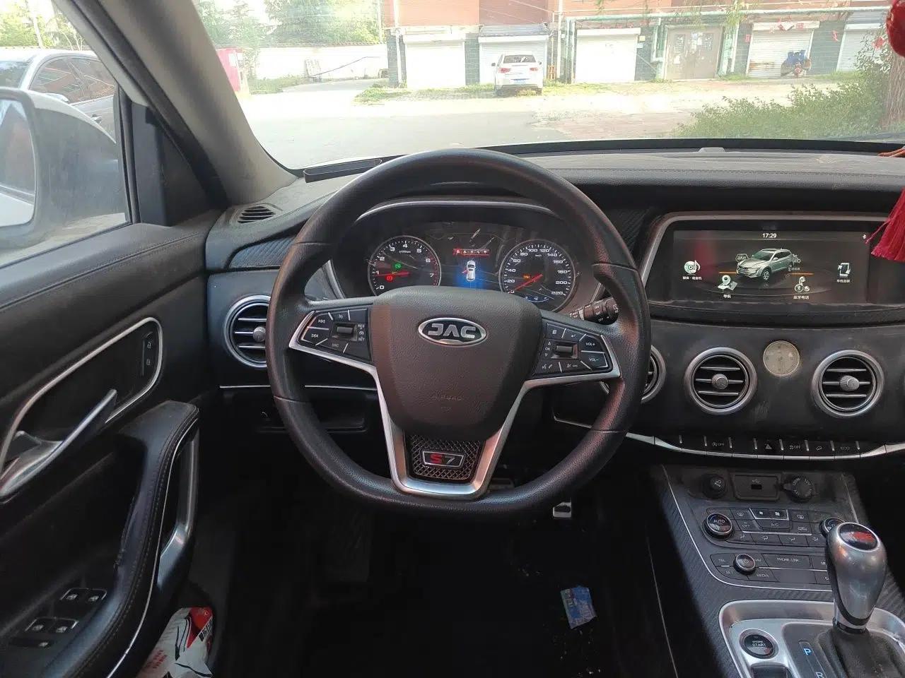 JAC Group Refine S7 2017 1.5T Automatic Comfort Model — миниатюра 11