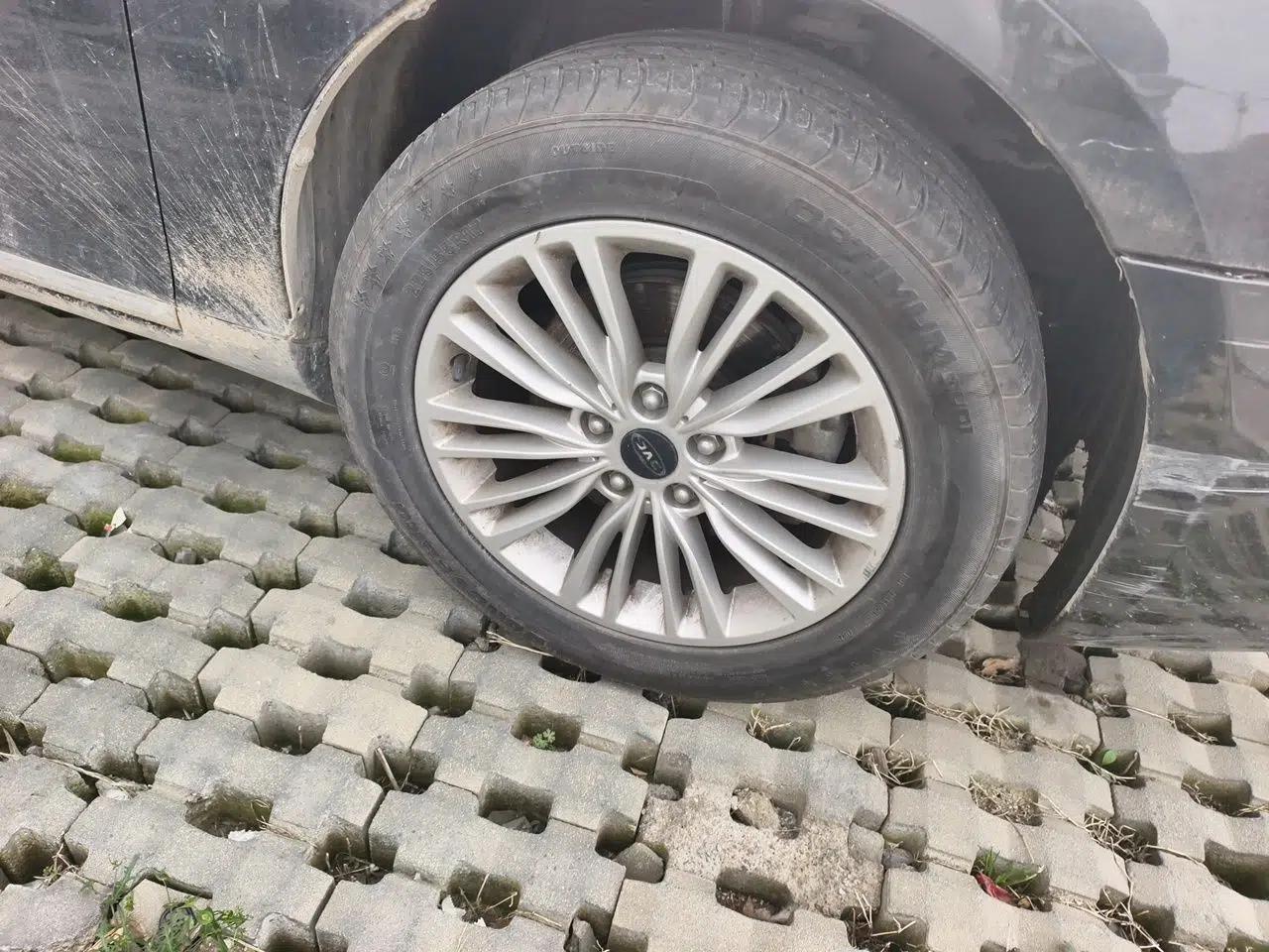 JAC Group Refine A60 2017 1.5 TGDI Automatic Luxury Model — миниатюра 8