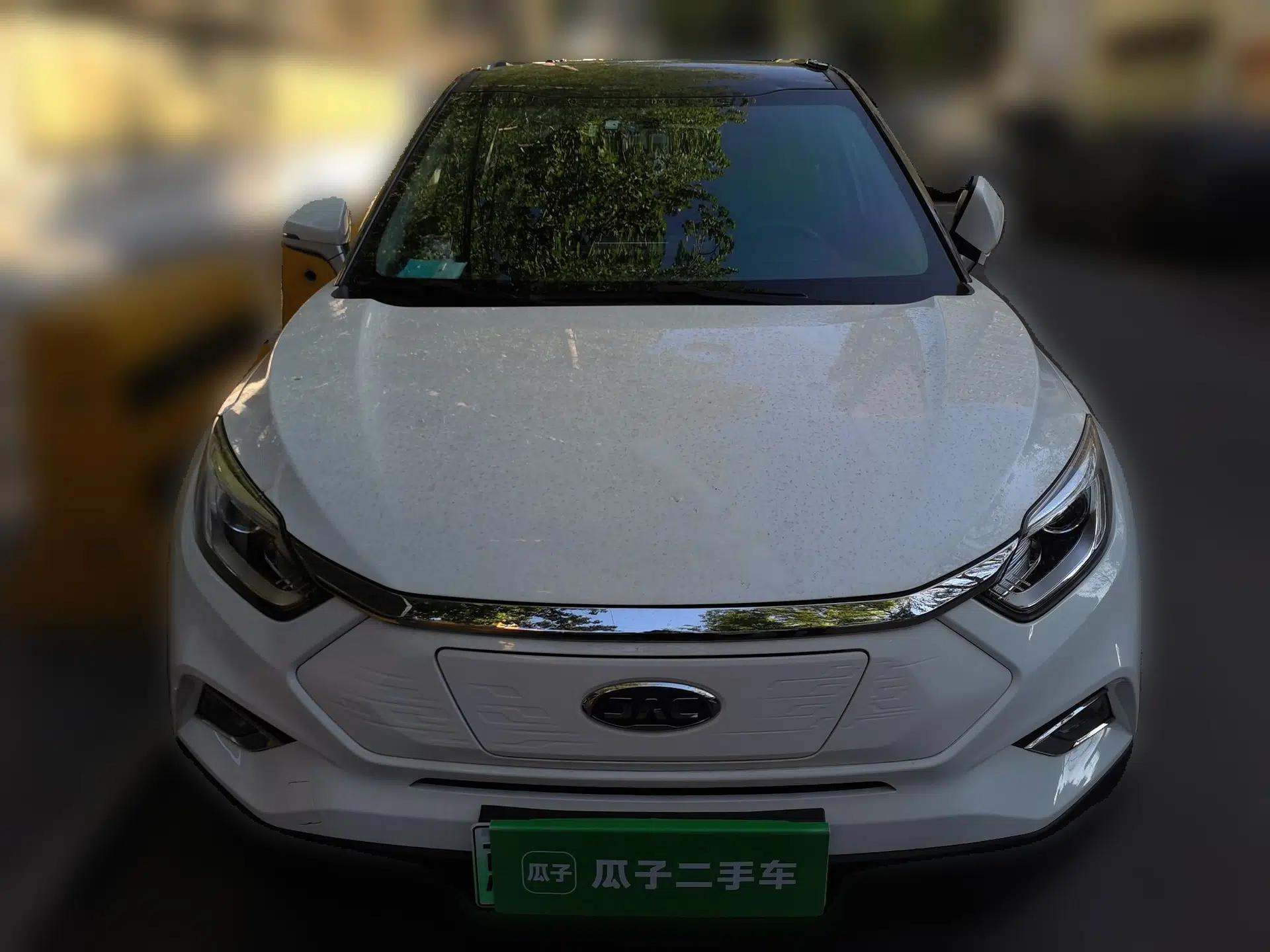 JAC Group iEVS4 2019 Luxury Smart Enjoyment Model — миниатюра 2