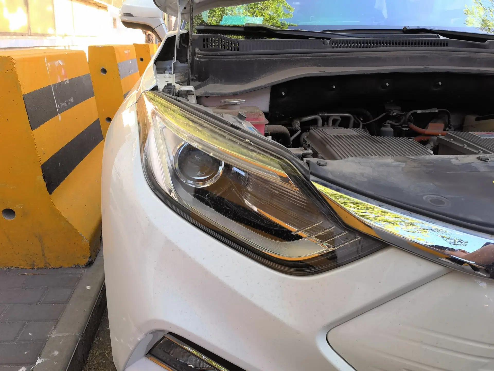 JAC Group iEVS4 2019 Luxury Smart Enjoyment Model — миниатюра 7