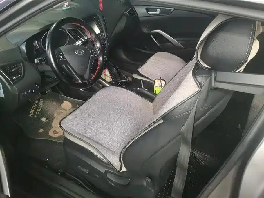 Veloster 2012 1.6T Automatic Luxury Edition — миниатюра 9