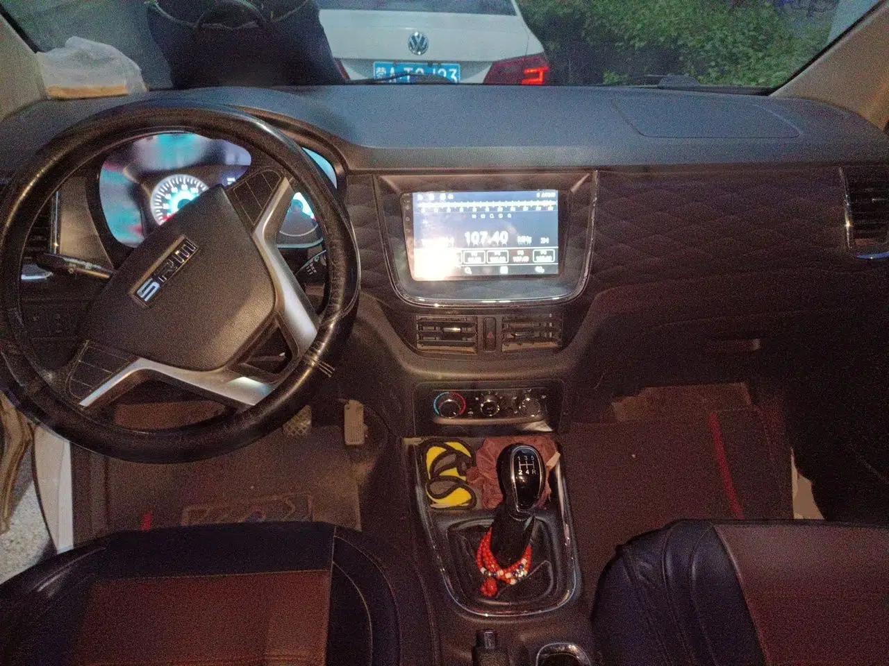 Jinbei Gold Hiace 2023 1.5L Passenger Van Travel Lion 5/6/7-Seater with Central Air Conditioning — миниатюра 10