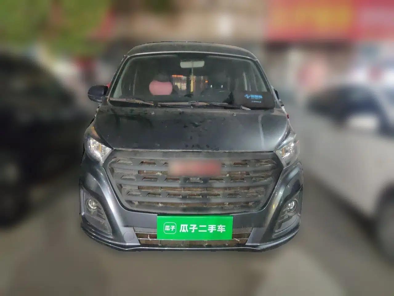 Jinbei Gold Hiace 2023 1.5L Passenger Van Travel Lion 5/6/7-Seater with Central Air Conditioning — миниатюра 2