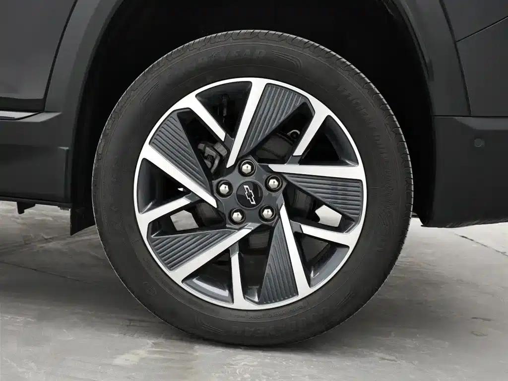 2024 Chevrolet Equinox Plus 102km RS Ultimate Edition — миниатюра 9