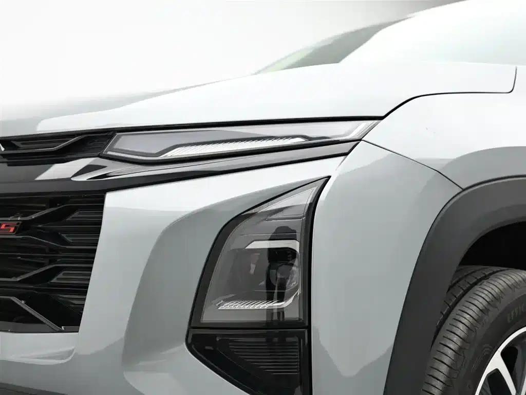 2024 Chevrolet Equinox Plus 102km RS Flagship Edition — миниатюра 17