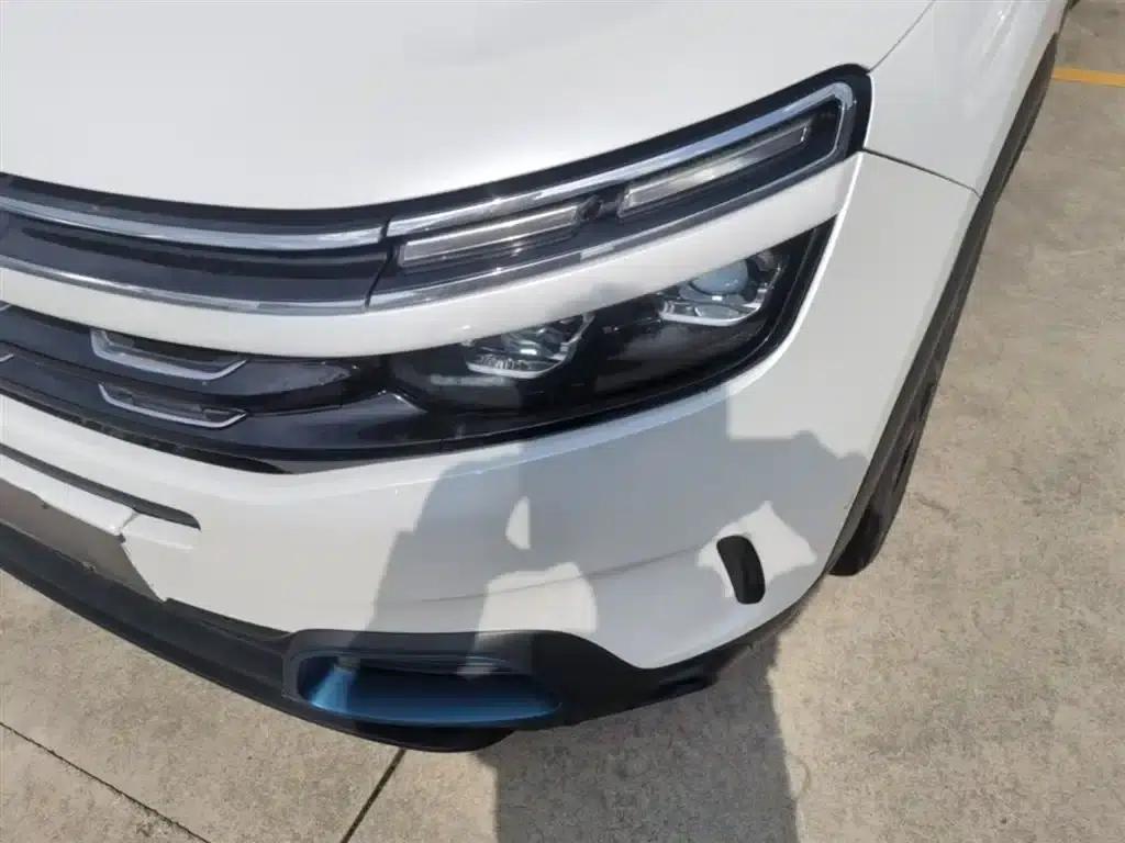 Citroën C5 AIRCROSS New Energy 2020 1.6T AWD Plug-in Hybrid Premium Edition — миниатюра 24