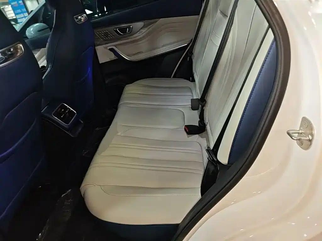 Exeed C-DM 2024 C-DM 1.5TCI 105KM Premium Edition — миниатюра 17