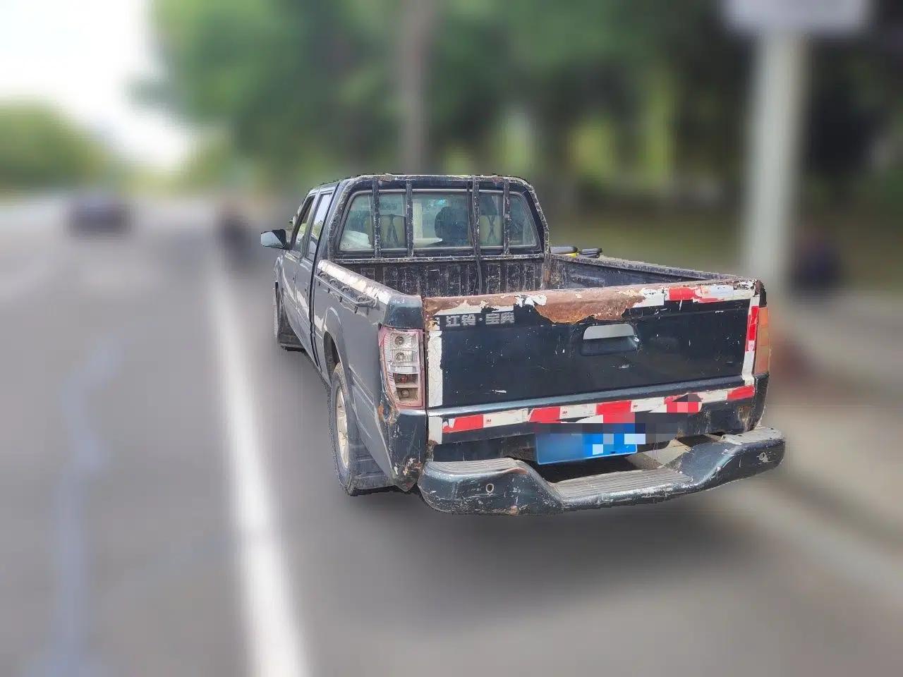 JMC Baodian 2015 2.8T New Value-Added Diesel Two-Wheel Drive Extended Version JX493ZLQ4C — миниатюра 4