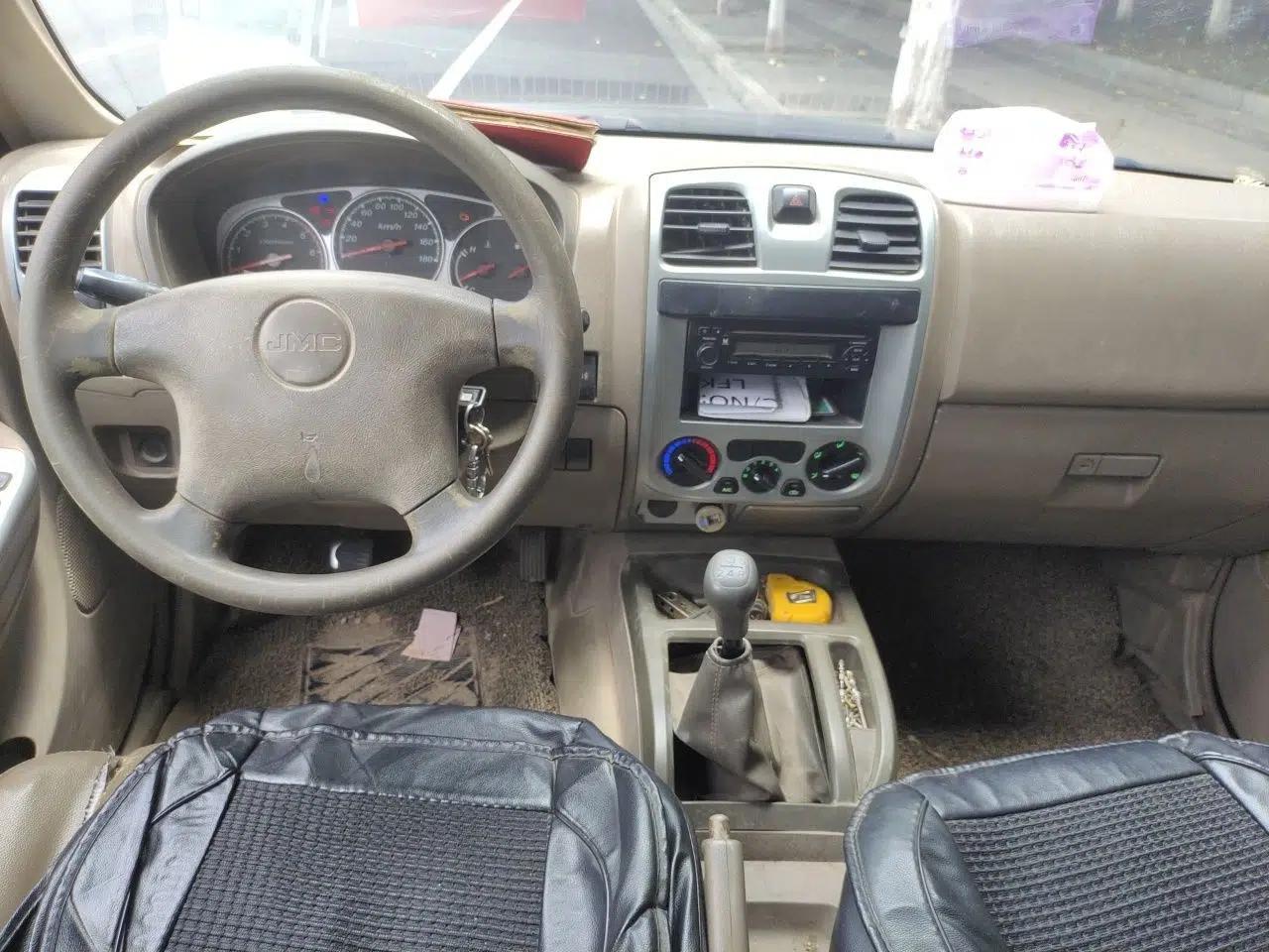 JMC Baodian 2015 2.8T New Value-Added Diesel Two-Wheel Drive Extended Version JX493ZLQ4C — миниатюра 10