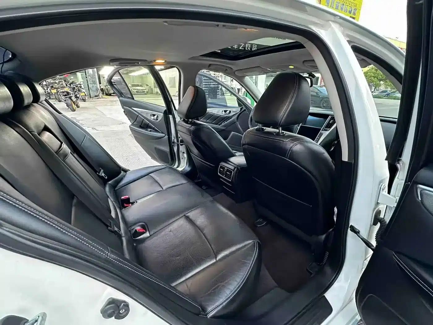 Infiniti Q50 2014 3.7L Luxury Edition — миниатюра 8