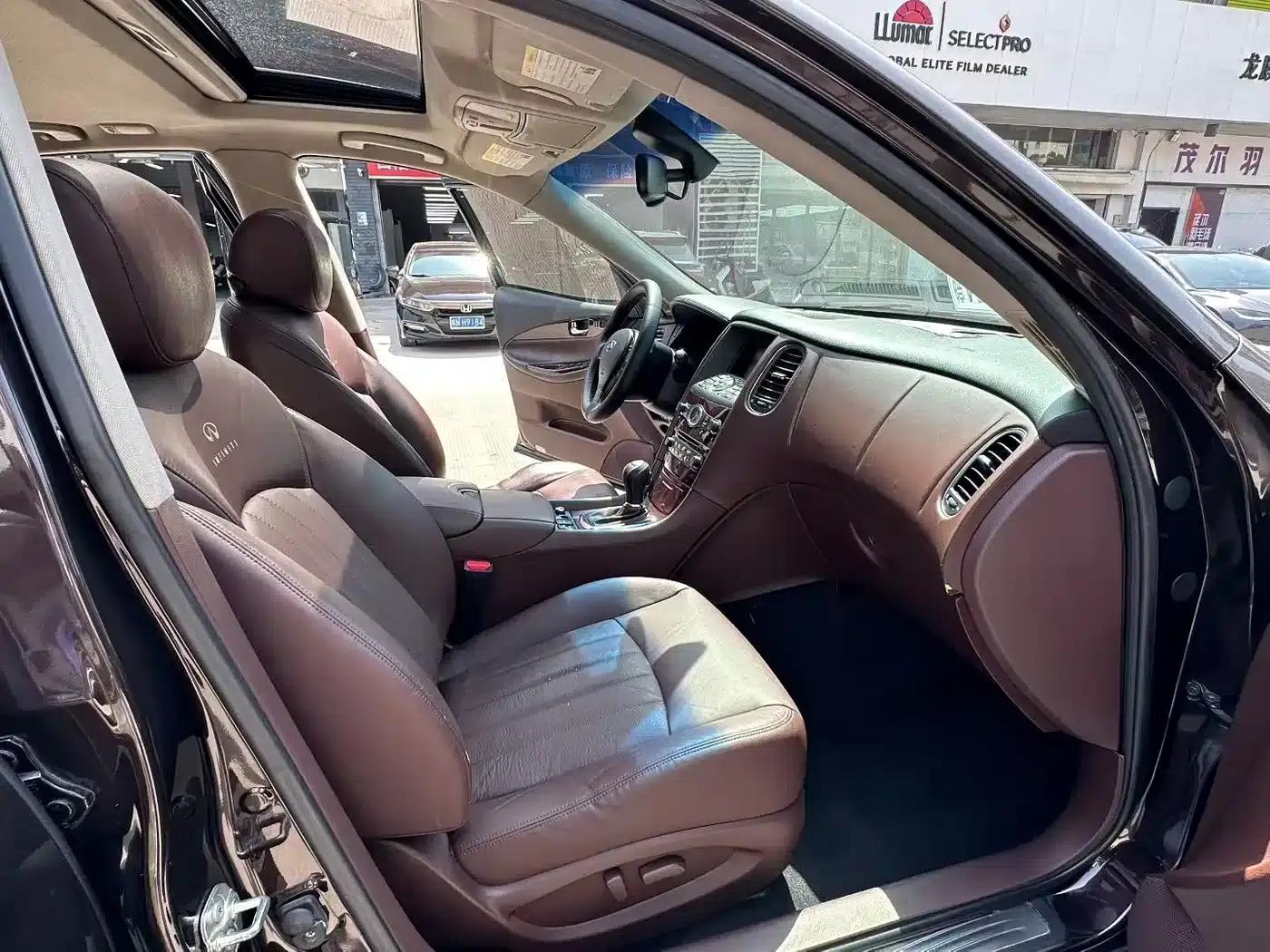 Infiniti EX 2010 EX25 Premium Edition — миниатюра 7