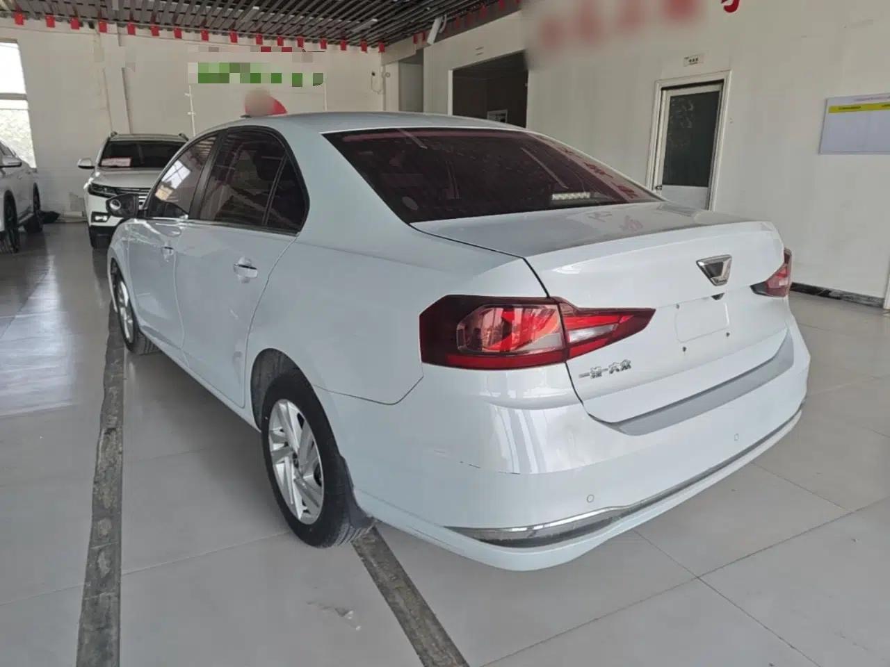 Jetta VA3 2019 1.5L Automatic Enjoyment Edition — миниатюра 4