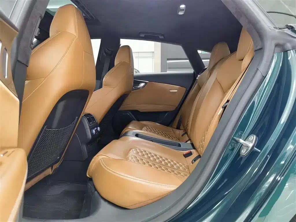 2016 Audi RS 7 RS 7 4.0T Sportback — миниатюра 12