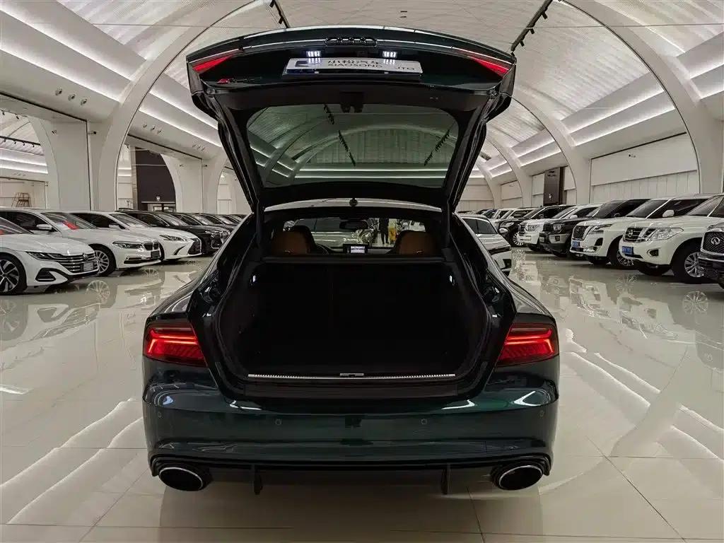 2016 Audi RS 7 RS 7 4.0T Sportback — миниатюра 15