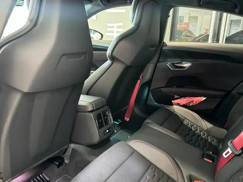 Audi RS e-tron GT 2023 Base Model — миниатюра 7