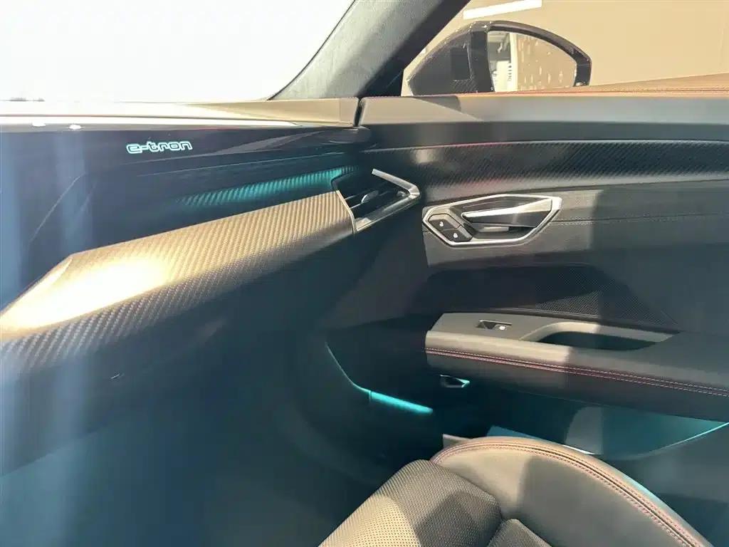 Audi RS e-tron GT 2023 Base Model — миниатюра 8